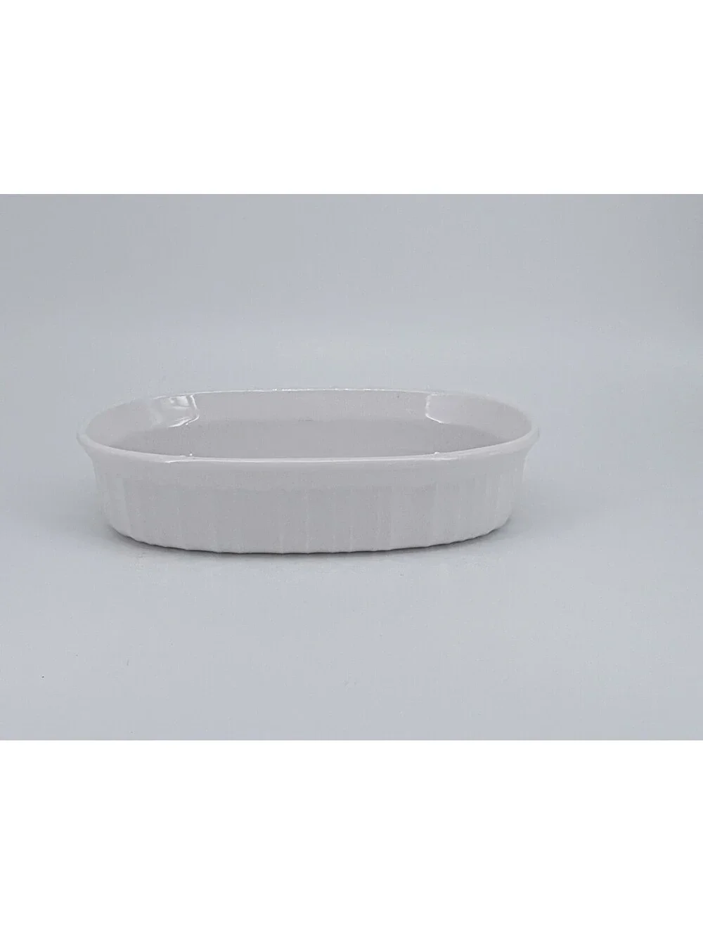 Vintage CorningWare F-15-B White 475mL Oval Stoneware Baking Dish Casserole